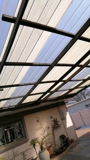 Polycarbonate roof sheeting