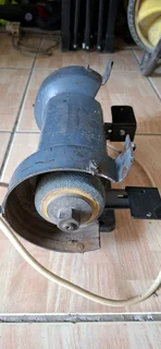 6&#34; Bench Grinder (Black &amp; Decker)