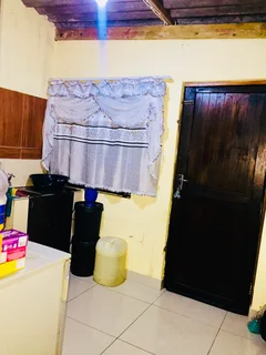 Empty two rooms Ntuzuma E ngaze swimming pool R2000