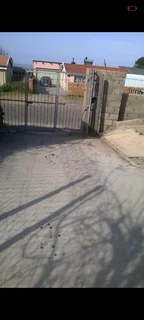 Empty two rooms Ntuzuma E ngaze swimming pool R2000