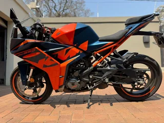 KTM RC390