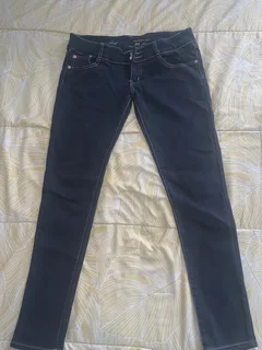 Women&#39;s Levi 505 jeans