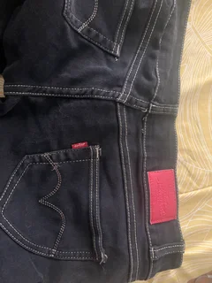 Women&#39;s Levi 505 jeans