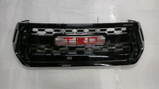 TRD Toyota hilux (Dakar shape) 2019 grill R2000