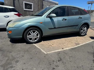 Ford focus 1.6 2003 model