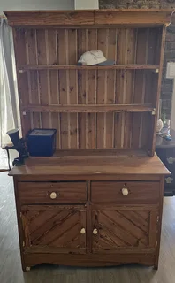 Vintage Oregon Pine cupboard