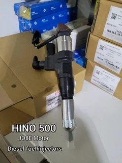 Hino 500 Diesel Injectors
