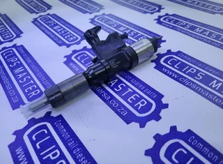 Diesel injector for 4HK1 and 6HK1 Engines