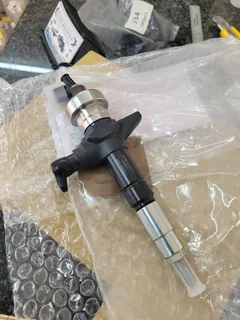 Isuzu DMax 2.5d Injectors - New
