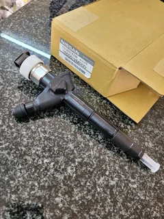 YD25 Diesel injector Nissan NP300 2.5dci