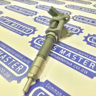 4M50 Injector