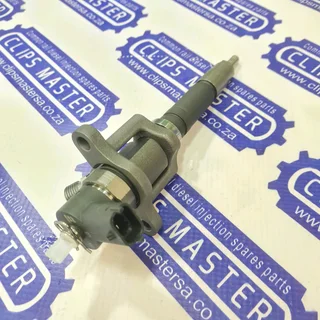 Mercedes 4M50 Diesel Injectors