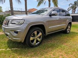 Grand jeep cherokee 2013