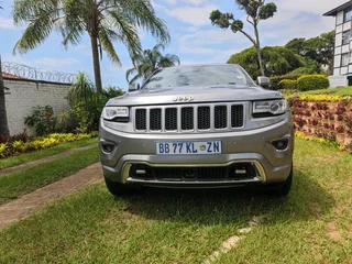 Grand jeep cherokee 2013