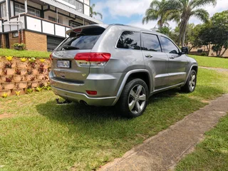 Grand jeep cherokee 2013