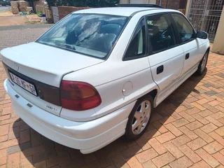 1999 Opel Astra Sedan