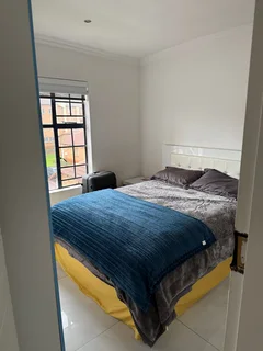 2 Bedroom Newly Renovated