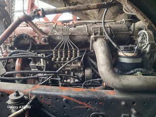 Iveco 8210.42l    420hp engine