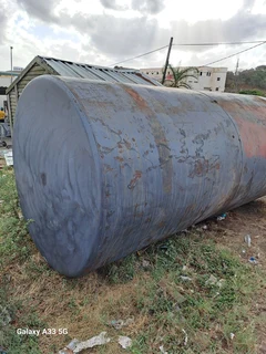 Diesel tank and bowser