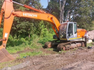 Hitachi Zaxis 200 20ton excavator