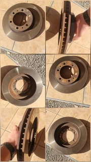 Front brake pads and discs for D4D Fortuner