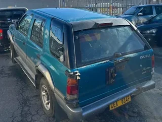 Isuzu Frontier KB280 4x2 Manual *stripping for spares* |sp|146