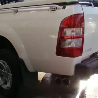 FORD RANGER LOADBINS and TAILGATES Single Cab Double Cab|bt|529