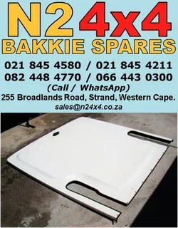 Hilux Tonneau Cover D/Cab. Fiberglass Brackets for gas lift Lockable. Fits with rollbar |op|571