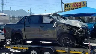 Toyota Hilux GD6 Legend HYBRID 2.8 48v 4x2 Automatic 2024 *stripping for spares* |sp|124