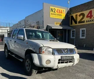 Nissan NP300 Double Cab YD25 Manual 4x2 *stripping for spares* |sp|129