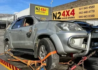Toyota Fortuner 4.0 V6 4x2 Manual *stripping for spares* |sp|144