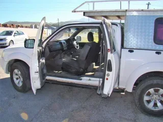 Ford Ranger Super Cab. *Stripping for spares*. |sp|74
