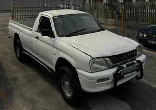 MITSUBISHI COLT 2.8D non-turbo. Single cab 4x2 manual 2005. *Stripping for spares* |sp|16