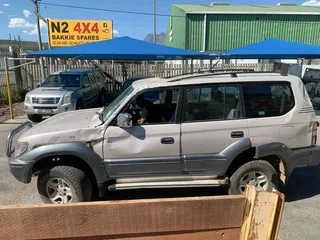 Toyota Prado 3.0Td 1KZ Engine 4x4 manual 1999 *stripping for spares* |sp|27