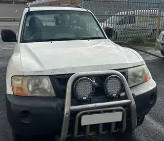 Mitsubishi Pajero 3.2 DiD Gen-3 LWB 4x4 Automatic *stripping for spares* |sp|67