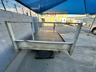 Toyota Hilux flatbed loadbin. Compatible with D4D and GD6 single cab. |bt|78