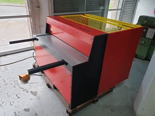 MECHANICAL GUILLOTINE NEW