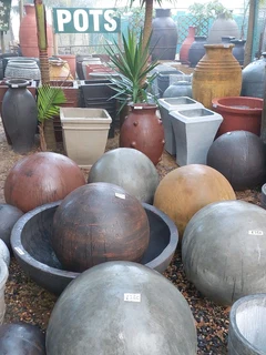 Garden cement pots ::: Nursery