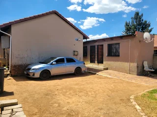 3 Bedroom House ext 10