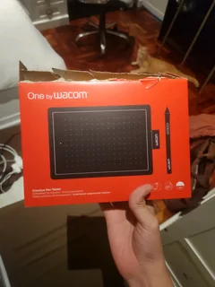 Wacom One drawing tablet