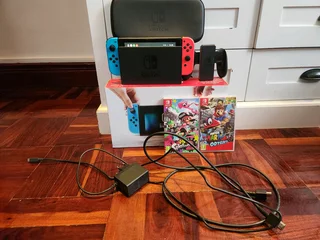 Nintendo Switch V1 Bundle &#43; Games