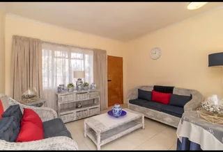 4 Bedroom House for Sale in Farrar Park boksburg