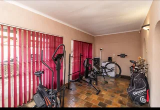 4 Bedroom House for Sale in Farrar Park boksburg