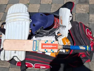 Cricket kit (used)