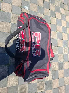 Cricket kit (used)