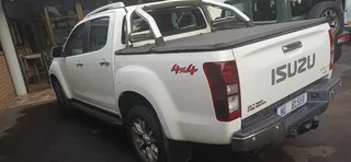 4X4 AUTO 2018 Isuzu KB300 Getaway Tool Double Cab RARE FIND
