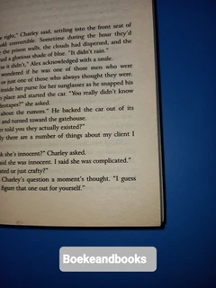 Charley&#39;s Web - Joy Fielding.