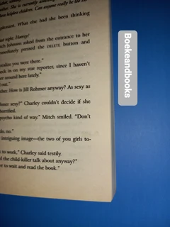 Charley&#39;s Web - Joy Fielding.