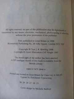 Harry Potter And The Chamber Of Secrets - JK Rowling - Book 2 - REF: 6102.