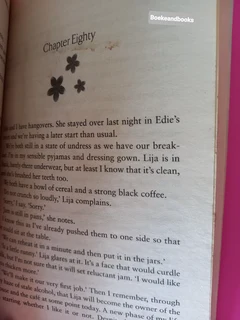 The Cake Shop In The Garden - Carole Matthews.